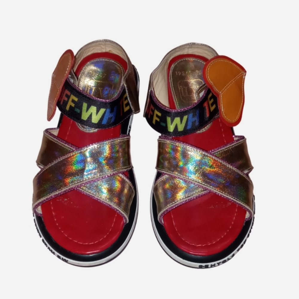 Teti Women's Red Slipper Gold Hologram Heart Strapped Open Toe Sandals